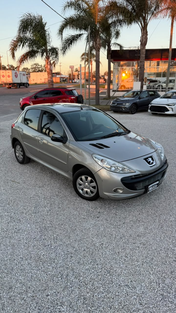 PEUGEOT - 207 COMPACT  ALLURE   XS   1.4  - MANUAL  - 2010